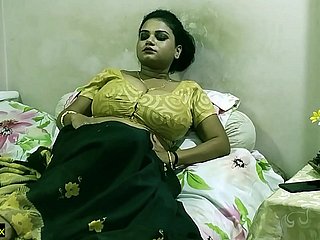 Indische Collage Junge geheime Sexual connection mit schönen Tamil Bhabhi !! Bester Sexual connection bei Saree gehen viral