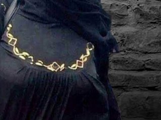 BHAION NE MERI PHUDI MARI - Urdu Hindi Audio XXX Profit - Pakistani muslimischer Porno 2 Stiefbruder