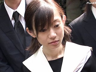 Echt niet! De Japanse university -tiener wordt geslagen going in stiefvader en stiefzuster! Taboe, assfuck! Pussy, nat pussy, tiener 18, 18yo