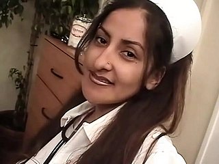 As A enfermeiras depravadas adoram galos enormes !!! - (Aventura número 16)