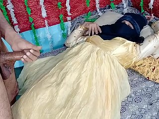 Pussy de la novia de la novia vestida amarilla Making out Hardsex rebuff la gran polla india en xvideos india xxx