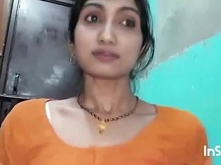 Numbing fille chaude indienne Lalita Bhabhi a été baisée par young gentleman petit ami de collège après le mariage