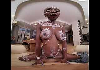 VRConk قرنية الأميرة الأفريقية يحب أن يمارس الجنس مع الرجال البيض VR الإباحية